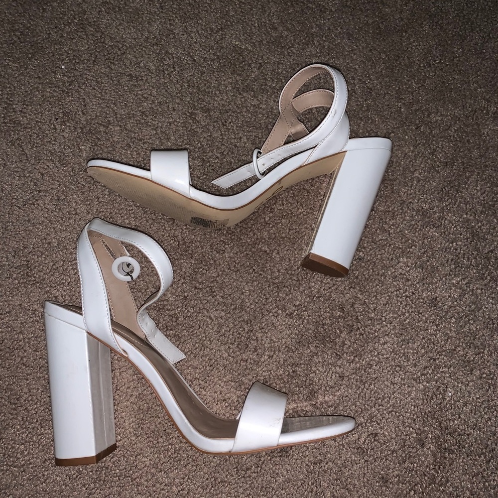 Shoes - Picture 2 of 4